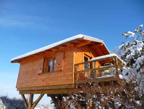 cabane sous la neige 1