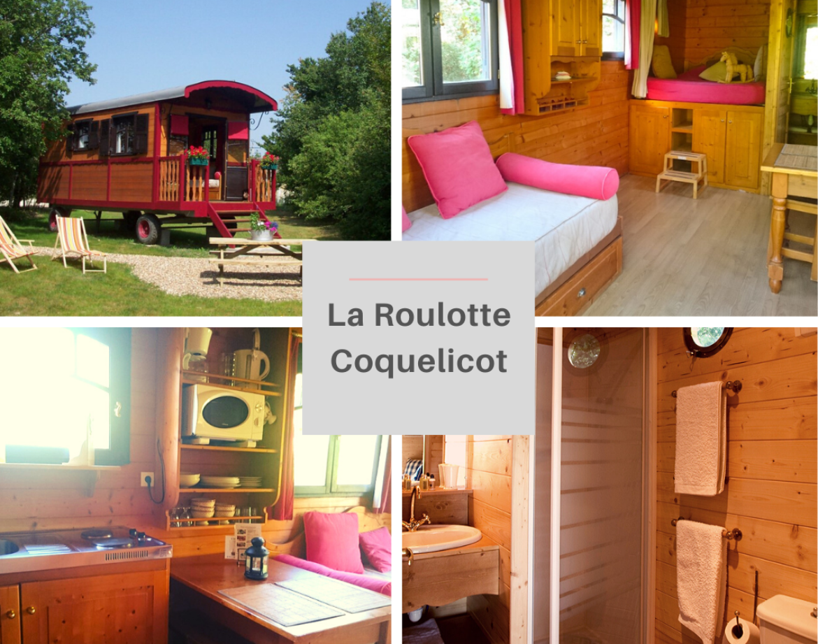 Roulotte Coquelicot, charmante avec son intérieur en bois et ses coussins roses.