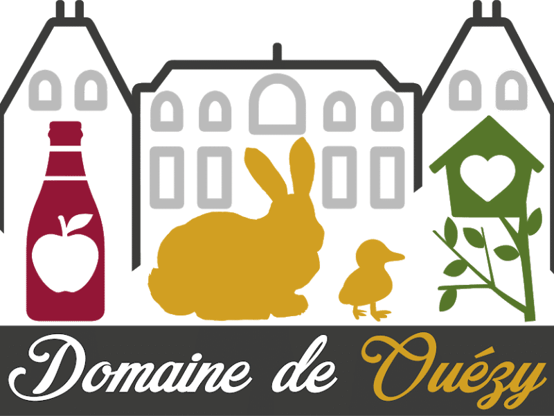 Domaine de Ouézy : charmant hébergement avec un lapin et une maison colorée.