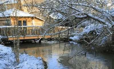 Cabane sur l’eau Libellule – Family Ecolodge