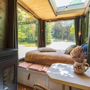 Auvergne-Rhône-Alpes - Hébergement insolite