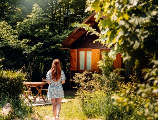 Passage secret cabane Bois de Rosoy crédit - Elsa et Cyril Mai 2022-min