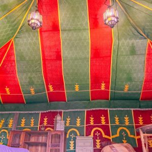 Au-Bonheur-Nomade-Interieur-Tente-Caidale-Marocaine-2-10m