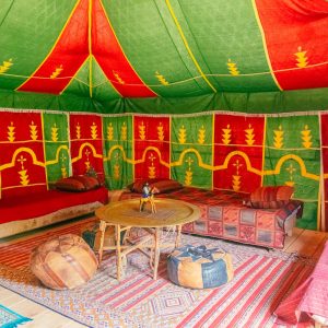 Au-Bonheur-Nomade-Interieur-Tente-Caidale-Marocaine-5-10m