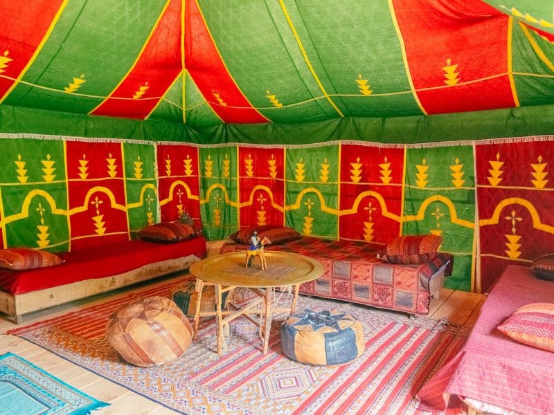 Au Bonheur Nomade Interieur Tente Caidale Marocaine 5 10m