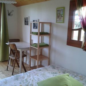 roulotte-nature-et-bois-entre