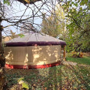 yourte-famille-automne-hiver