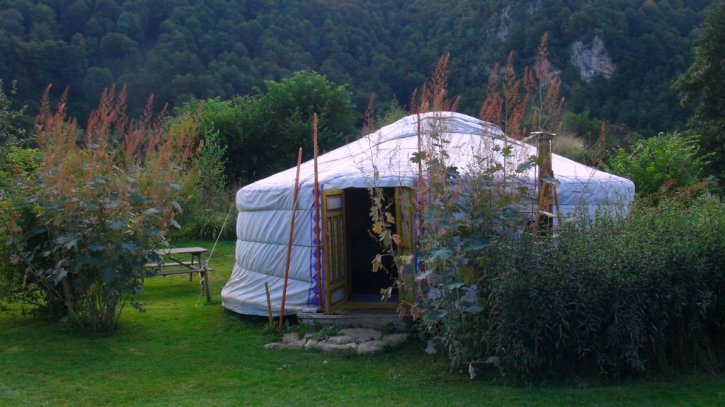 Yourte au au Portillon des Fées