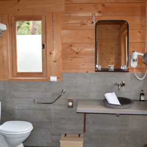 2 LesCabanesdanslesBois Carcassonne insolite Mazet (5)