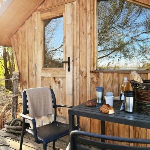 Cabane perdue soleil printemps pdj