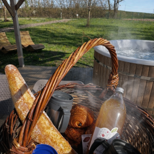 Fées pdj et jacuzzi portrait