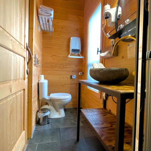 LesCabanesdanslesBois Carcassonne insolite Chaumine (2)