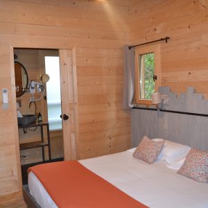 LesCabanesdanslesBois Carcassonne insolite Chaumine (4)