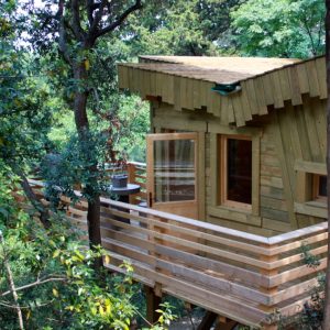 LesCabanesdanslesBois Carcassonne insolite Refuge (1)