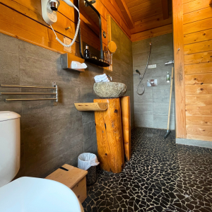 LesCabanesdanslesBois Carcassonne insolite Refuge (4)