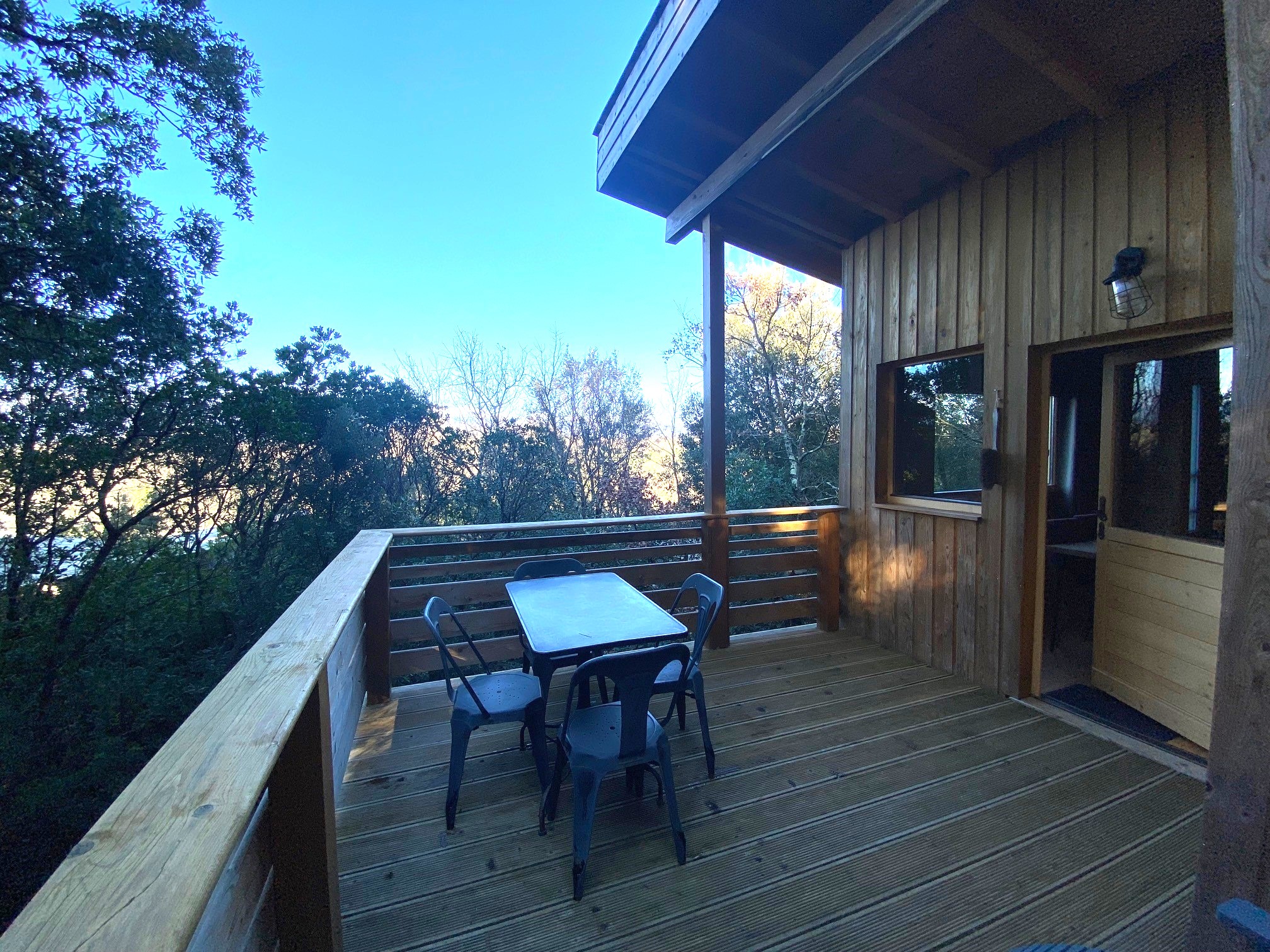 LesCabanesdanslesBois Insolite Carcassonne Isba (8)