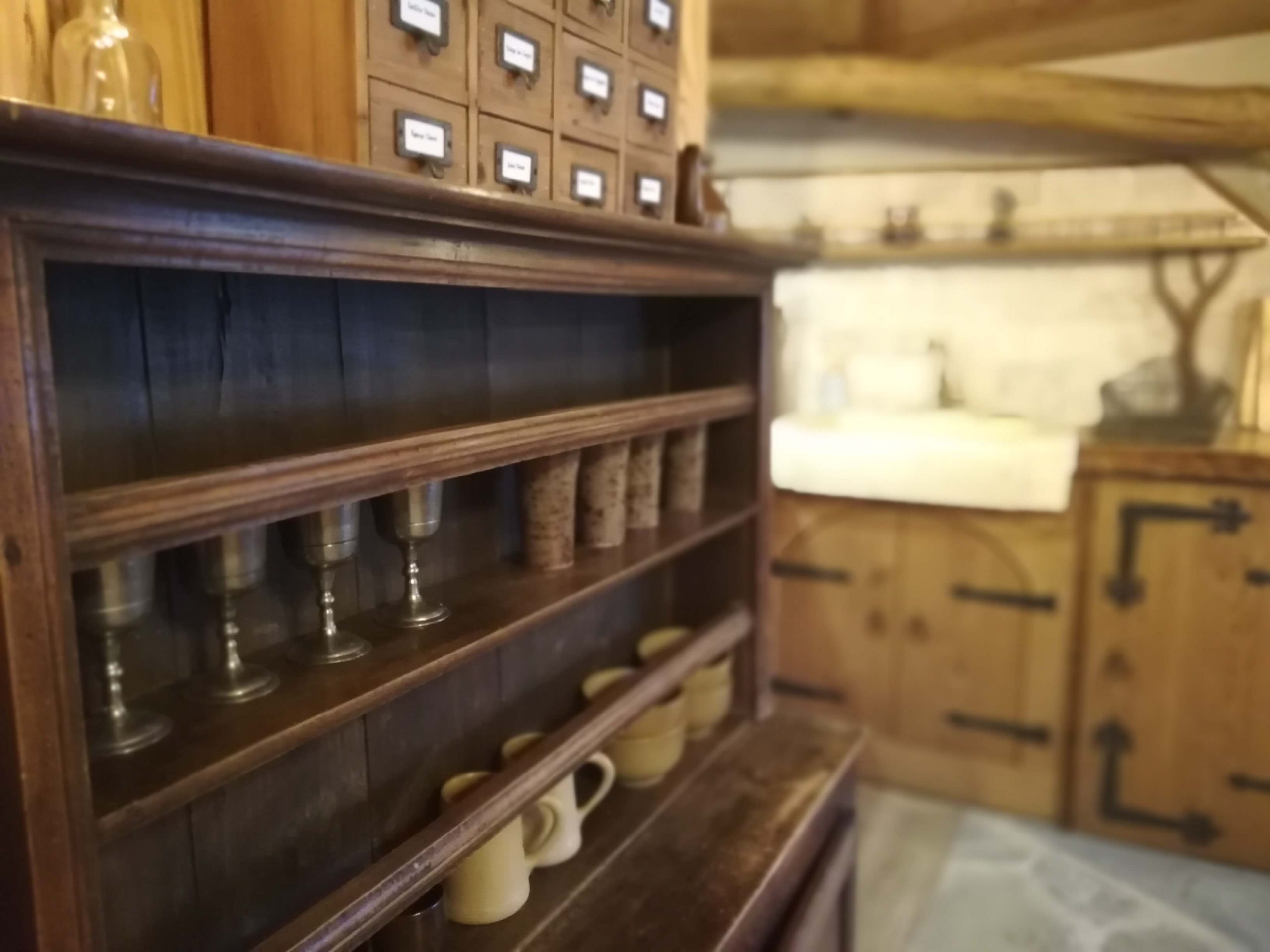 detail-cabane-hobbit-cuisine-artisanale