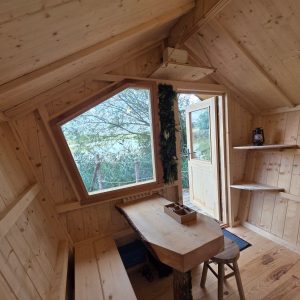 intérieur cabane perdue