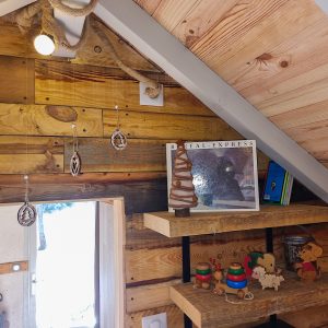 ©TerredesBaronnies-Cabane Pégase-Chambre enfant-2