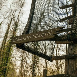 Baron Perché signalétique accès