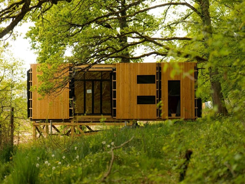 Extérieur cabane champagne entière
