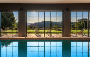 Piscine intérieure