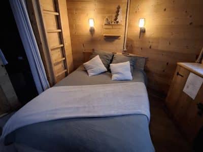 Cabane dans les Arbres de Valmo Insolite – vue 3
