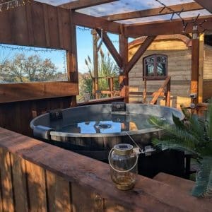 roulotte-bien-hetre-bain-nordique-ecolodge-nature-pyrenees-64-1600x1200_SMALL_compressed