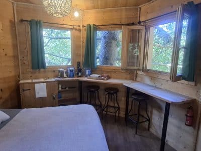 Cabane dans les Arbres de Valmo Insolite – vue 2
