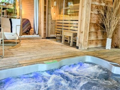 Cyprès si haut – Cabane et Spa – vue 3