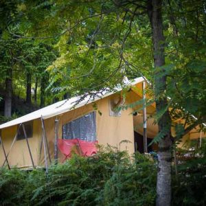 Tente-lodge-canadienne