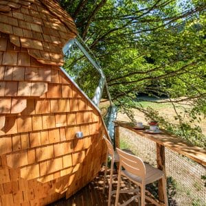 hebergement-insolite-pomme-de-pin-1440px-43