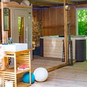 ABN-Au-Bonheur-Nomade-Espace-bien-etre-SPA-Detente-sauna-jacuzzi(-10mo)