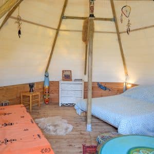 ABN – Au Bonheur Nomade – Tipi Trappeur – Vue de la chambre