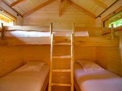 Cabane Spa Cache-Cache – vue 3